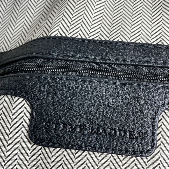 Steve Madden Faux Leather Back and Cream Backpack - Picture 10 of 13